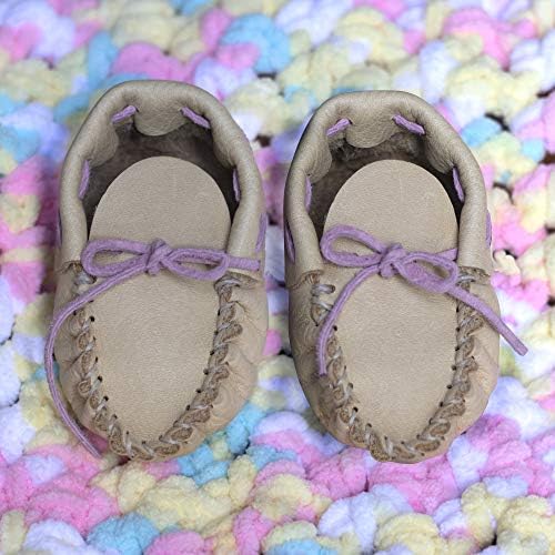 Realeather C4607-00 Baby Moccasin Leathercraft Kit, Size 6-9 Months, Buckskin, 1-Pair - Image 4