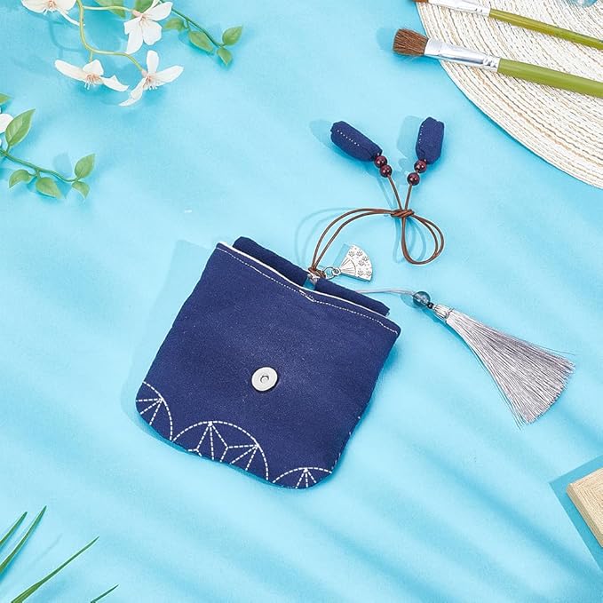 ORIGACH DIY Sashiko Coin Purse Kit with Instruction for Beginners Adults Easy Sashiko Kit with Snowflake Stencil Japanese Sashiko Embroidery Bag DIY Sewing Bag Gifts for Friends Mums