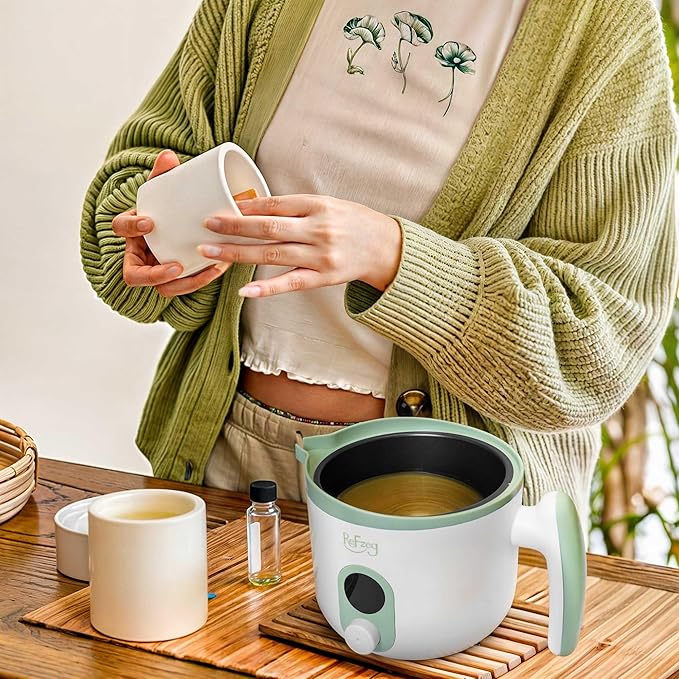 Candle Melting Pot Electric Wax Melter for Candle DIY Making with Pouring Spout, Non-Stick Candle Making Pouring Pot Soap Making Melting Pot with Digital Display, Constant Temperature Function(White)