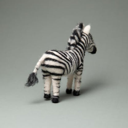 Wizardi Beginner Needle Felting Kit for Adults - Zambezi. Animal Felting Kit 4.72x5.12 Inches. Felting Tools. Wool Felting Supplies. Felt Crafts. Wool Felt. V-113C Charivna Mit - Image 4