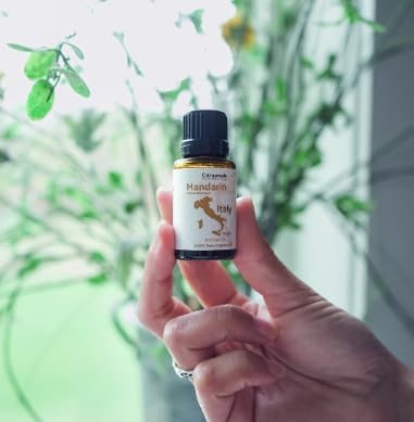 Nature Packaged Pure Mandarin Essential Oils - Direct from Citrusmade Italy for Diffusers, Aromatherapy, Home Fragrance & Bath - Natural Aceite de Mandarina for Massage (22lbs)