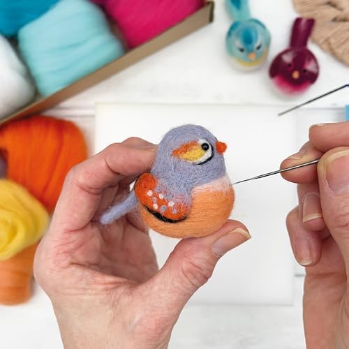 Bergin & Bath Needle Felting Kit Baby Birds - Adult and Teen Arts and Craft Kit for Making Three Little Wool Needle Felted Bird Decorations - Image 2