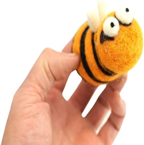 Woolbuddy Needle Felting Starter Kit (Bee & Ladybug) for Adults with Tool - Image 3
