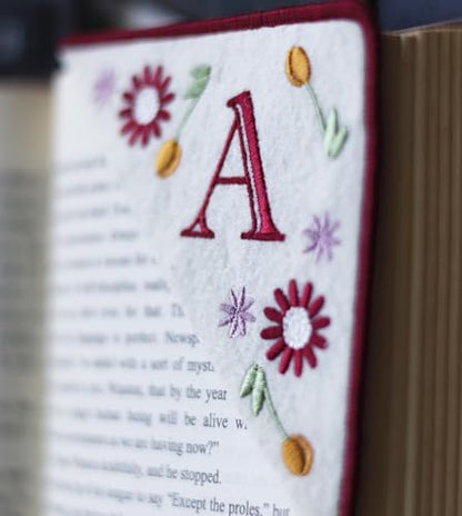 Personalized Embroidered Corner Mark, 4 Pack, Finished Initial Felt Bookmark Corner, Gift for Book Lover - Image 7