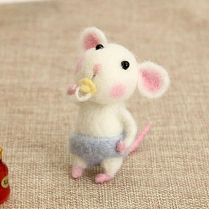Christmas Felt Mice Ornaments, Mice Needle Felting Starter Kit Felt Mouse Craft Kit, Cute Handmade Needle Felting Kit Beginner Unfinished Wool Felt Mouse Craft Kit for Beginner DIY Craft by Unknown
