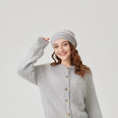 Chic Loops Knitting Kit for Beginners, Knitted Hat Beginner Crochet Kit for Adults, Crochet Soft and Warm Beanie Cozy Skull Cap for Womem with Instruction(Cloudy)