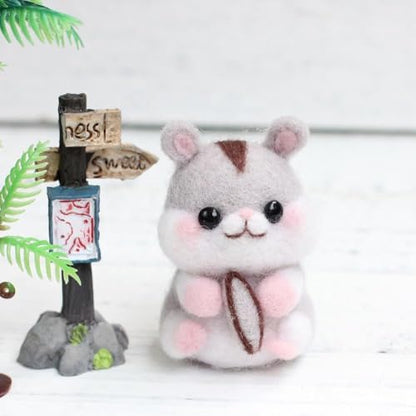 Wizardi Beginner Needle Felting Kit for Adults - Hamster. Animal Felting Kit 7x5x4cm. Felting Tools. Wool Felting Supplies. Felt Crafts. Wool Felt. F07N8-W1 - Image 3
