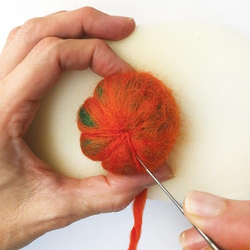 Bergin & Bath Needle Felting Kit - Pumpkins - Halloween Crafts - Make Your own Spooky Decorations! - Craft kit for Adults - Image 7