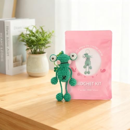 minimal beee Frog Crochet Kit for Beginners, Easy Yarn Video Tutorial - Image 7
