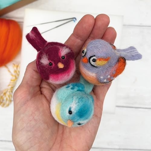 Bergin & Bath Needle Felting Kit Baby Birds - Adult and Teen Arts and Craft Kit for Making Three Little Wool Needle Felted Bird Decorations - Image 4