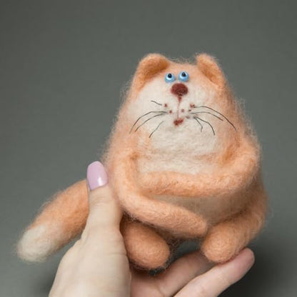 Wizardi Beginner Needle Felting Kit for Adults - Theodore. Animal Felting Kit 4.72x4.13 Inches. Felting Tools. Wool Felting Supplies. Felt Crafts. Wool Felt. V-140C Charivna Mit - Image 2
