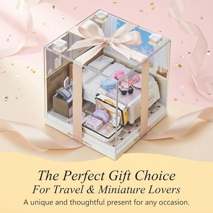 Cozy Hotel Room Miniature House Kit, Plastic DIY Dollhouse with Double Bed & Open Suitcase, Stackable Transparent Dust Cover, Creative Desktop Decor for Adults Teens - Image 7