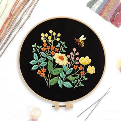 CREAWONDER Canvas Tote Bag Embroidery Kit with Pattern for Beginners, Arts and DIY Embroidery Crafts Kits for Adults, Include Instructions, Embroidery Hoops, Color Threads and Tool - Image 3