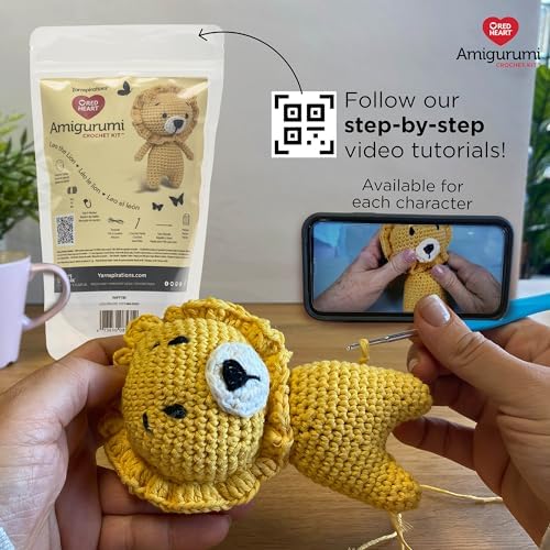 Red Heart Amigurumi Leo The Lion Kit - Image 3
