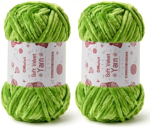 2x100g Fluffy Velvet Chenille Yarn for Crocheting and Knitting, 80m (87.5yd) Baby Yarn for Crocheting Soft, Crochet Chunky Yarns Amigurumi Yarns (2 Emerald Green) by OMoiut