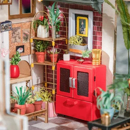 Rolife DIY Miniature Garden House Kit -Emily's Flower Shop (Advanced Level) - Image 5