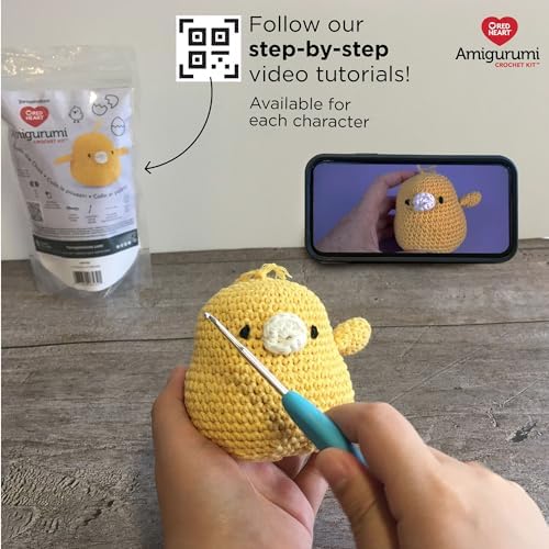 Red Heart Amigurumi Colin The Chick Kit - Image 3