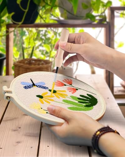 TINDTOP Punch Needle Kits, DIY Punch Embroidery Kits for Adults Beginner, Tool with Punch Needle Fabric, Hoops, Yarns and Sewing Needles (Set B) - Image 4