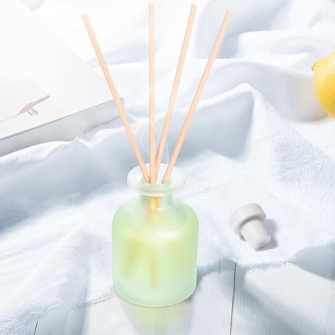 YISOWUH Reed Diffuser - Clean Linen 3.38oz (100ml)*1 Pack Essential Oil Reed Diffuser Set with 8 Sticks, Long Lasting Fragrance for Home, Bathroom, Bedroom, Room, Decor, Gifts