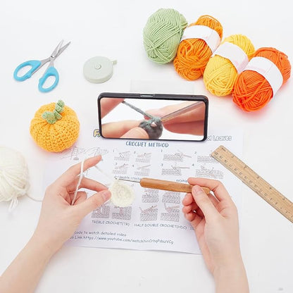 BEUNITONE Crochet Kit for Beginners 6 Set Pumpkins Crochet Kits for Adults Starter with Step-by-Step Instructions Cute Pumpkin Crochet Kit Adults DIY Craft Gift Set for Halloween Christmas Gifts