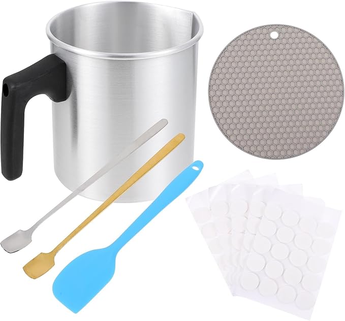 DIYEAH Stainless Steel Candle Making Pouring Pot with Dripless Spout DIY Candle Crafts Tool for Wax Melting Suitable for Adults Random Color