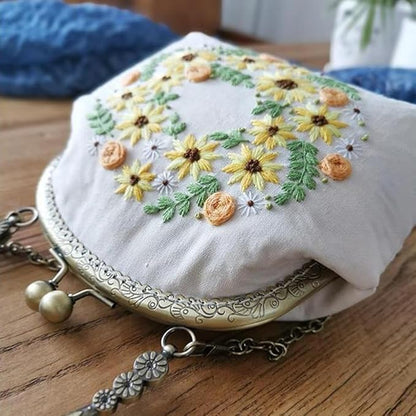Eforcase Flower Embroidery Kit Tote Bag, Embroidery Coin Purse Kits Handbag Hand Embroidery Kit for Adults Beginner with Embroidery Patterns, Embroidery Hoop,DIY Sewing Kit