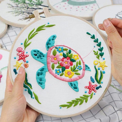 Louise Maelys Sea Turtle Embroidery Kit for Beginners - Image 6