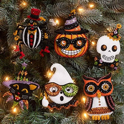 Bucilla 89276E Felt Applique Ornament Kit, Vintage Halloween, Set of 6 - Image 2