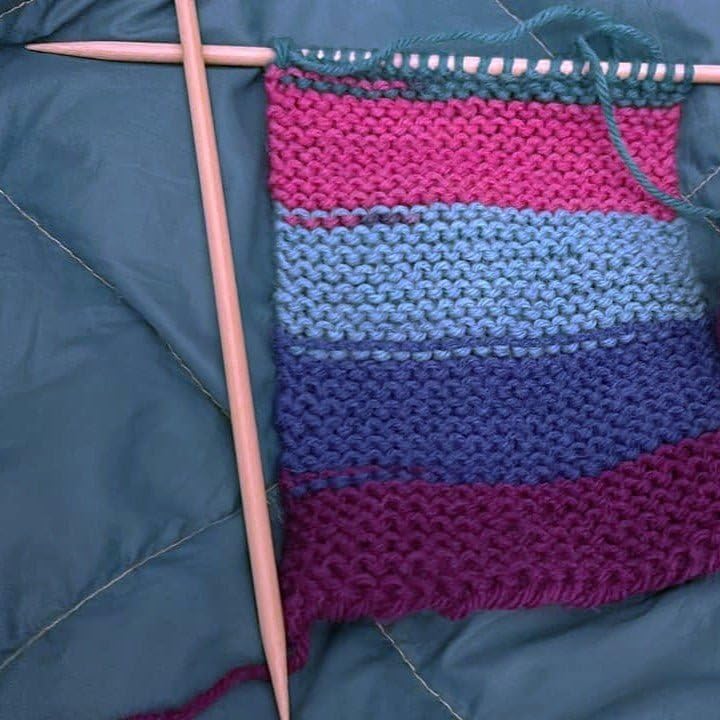 The Spinning Hand Knitting Kit for Beginners Adults – Educator-Designed, Self-Striping Wool Yarn, Bamboo Needles & Video Tutorials (Tie Dye) - Image 5