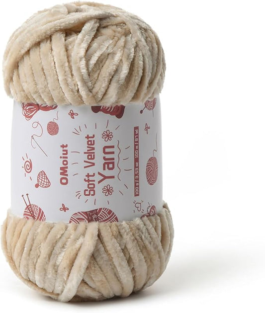 100g Fluffy Velvet Chenille Yarn for Crocheting and Knitting, 80m (87.5yd) Baby Yarn for Crocheting Soft, Crochet Chunky Yarns Amigurumi Yarns（Beige