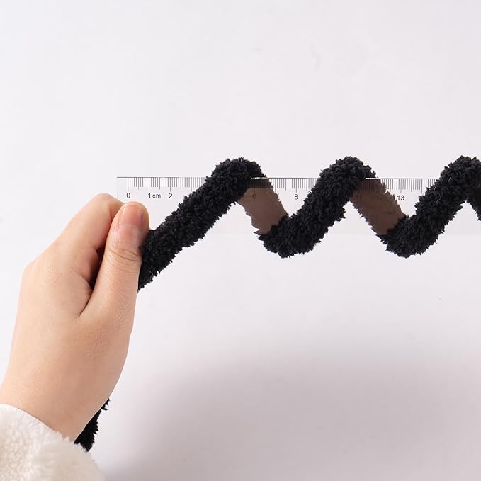 Black Jumbo Chunky Chenille Yarn for Crocheting, Thick Plush Yarn for Hand Knitting Blankets, Super Soft Bulky Yarn for DIY Projects, 2 Jumbo Pack