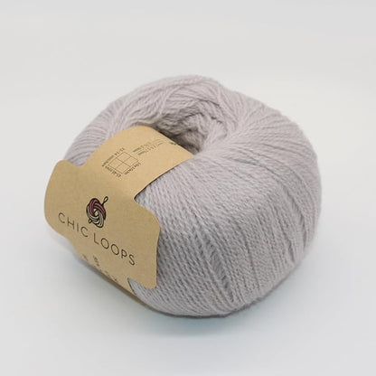 Chic Loops Knitting Kit for Beginners, Knitted Hat Beginner Crochet Kit for Adults, Crochet Soft and Warm Beanie Cozy Skull Cap for Womem with Instruction(Cloudy)