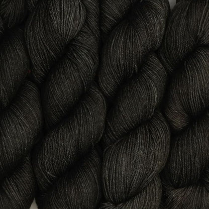 KnitPro Symfonie Hand Dyed Yarn | Extra Fine Merino Wool & Polyamide Blend for Knitting & Crocheting, Fingering Weight, Oeko-TEX Certified 400m, 100g Skein | Terra Semi-Solid Black Pepper