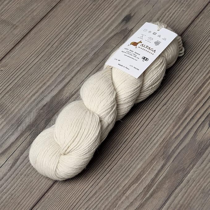 100% Baby Alpaca Yarn Wool Bare Yarn Wool Undyed Hank (100 Grams) DK Weight - Made in Peru - Heavenly Soft and Perfect for Knitting and Crocheting (Ivory, DK Hank Undyed)