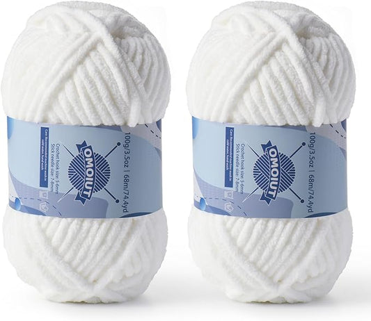 Chunky Chenille Yarn for Crocheting，Baby Yarn for Crocheting Soft Blankets，Bulky Yarns for Crochet Amigurumi，2×100g (2×74.3yds) Fluffy Velvet Yarns for Hand Knitting（2 White）