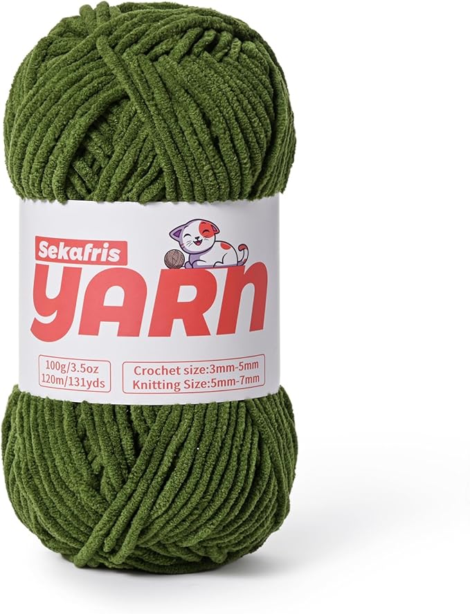 Plush Chunky Chenille Yarn for Crocheting, Soft Fluffy Velvet Yarn for Crocheting, Fuzzy Baby Blanket Knitting Yarns, 100g/131yds Bulky Amigurumi Yarns（Pine Green）