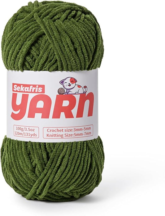 Plush Chunky Chenille Yarn for Crocheting, Soft Fluffy Velvet Yarn for Crocheting, Fuzzy Baby Blanket Knitting Yarns, 100g/131yds Bulky Amigurumi Yarns（Pine Green）