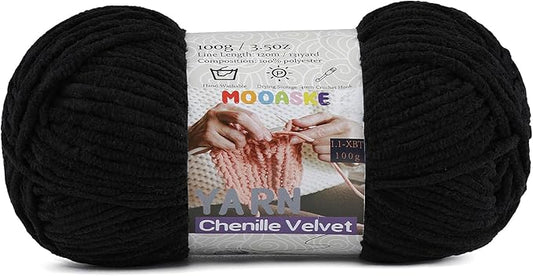 Chunky Yarn for Crocheting and Knitting - Easy to Use Plush Chenille Super Bulky Yarn 100g/131yds - Ultra Soft Velvet Baby Blanket Yarn for Beginners & Amigurumi Projects, Black