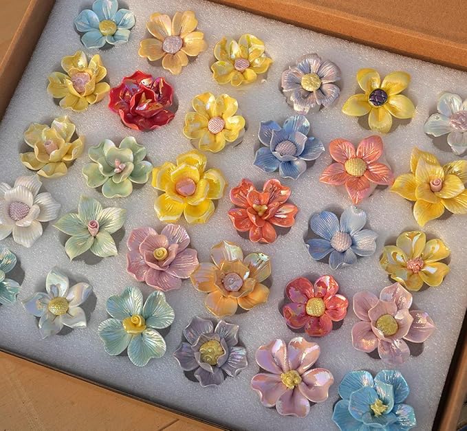 Lanyani 30 Pieces 3D Ceramic Mosaic Flowers for DIY Crafts, Various Shimmering Glaze Iridescent Bloom Petal Shaped Glass Tile for Mosaic Project and Decorations