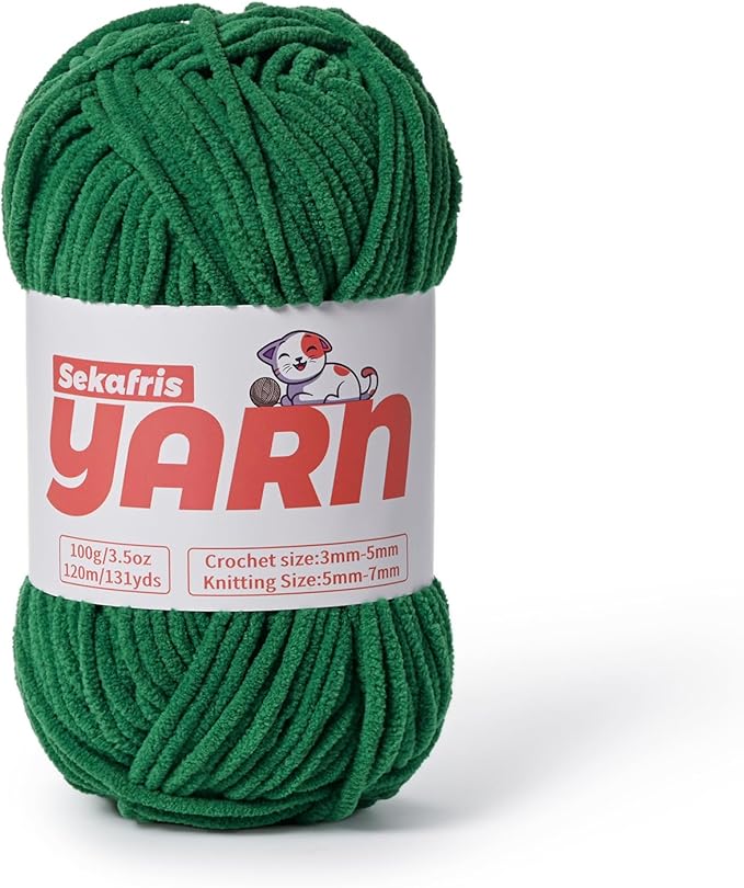 Plush Chunky Chenille Yarn for Crocheting, Soft Fluffy Velvet Yarn for Crocheting, Fuzzy Baby Blanket Knitting Yarns, 100g/131yds Bulky Amigurumi Yarns（Greener）