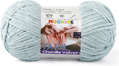 Chunky Yarn for Crocheting and Knitting - Easy to Use Plush Chenille Super Bulky Yarn 100g/131yds - Ultra Soft Velvet Baby Blanket Yarn for Beginners & Amigurumi Projects, Light Gray