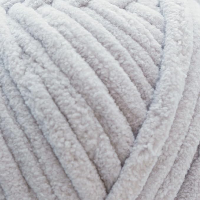 Okey Dokeys 300g Jumbo Velvet Chenille Yarn 7 Jumbo – Plush, No-Fray, Durable Plushies, Posh Soft Crochet Projects Beginner Friendly (130 yds) (Rain Cloud Gray (108), 1 Pack (17.90/Skein))