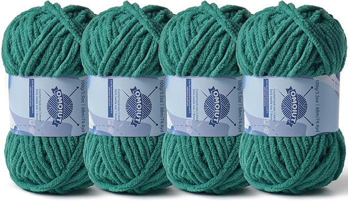 Chunky Chenille Yarn for Crocheting，Baby Yarn for Crocheting Soft Blankets，Bulky Yarns for Crochet Amigurumi，4×100g (4×74.3yds) Fluffy Velvet Yarns for Hand Knitting (4 Dark Green)