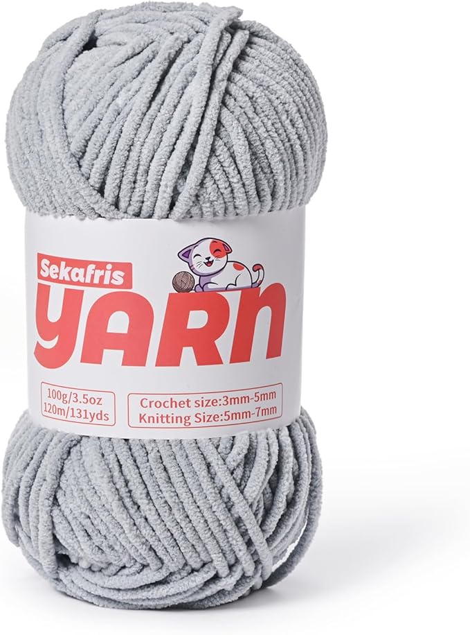 Plush Chunky Chenille Yarn for Crocheting, Soft Fluffy Velvet Yarn for Crocheting, Fuzzy Baby Blanket Knitting Yarns, 100g/131yds Bulky Amigurumi Yarns（Grayish）