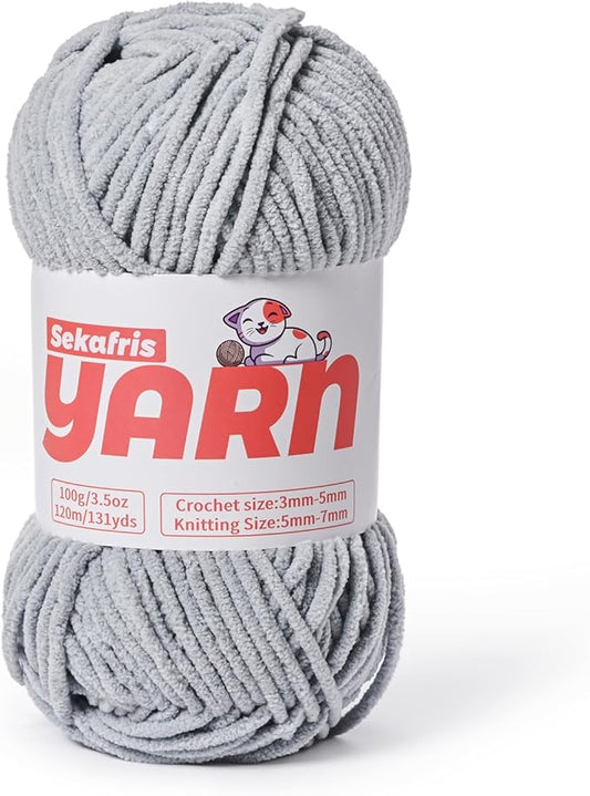 Plush Chunky Chenille Yarn for Crocheting, Soft Fluffy Velvet Yarn for Crocheting, Fuzzy Baby Blanket Knitting Yarns, 100g/131yds Bulky Amigurumi Yarns（Grayish）