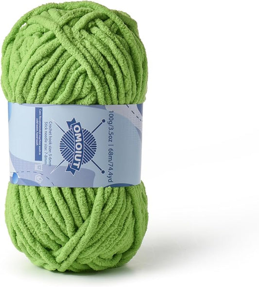 Chunky Chenille Yarn for Crocheting，Baby Yarn for Crocheting Soft Blankets，Bulky Yarns for Crochet Amigurumi，100g (74.3yds) Fluffy Velvet Yarns for Hand Knitting (Grass Green)