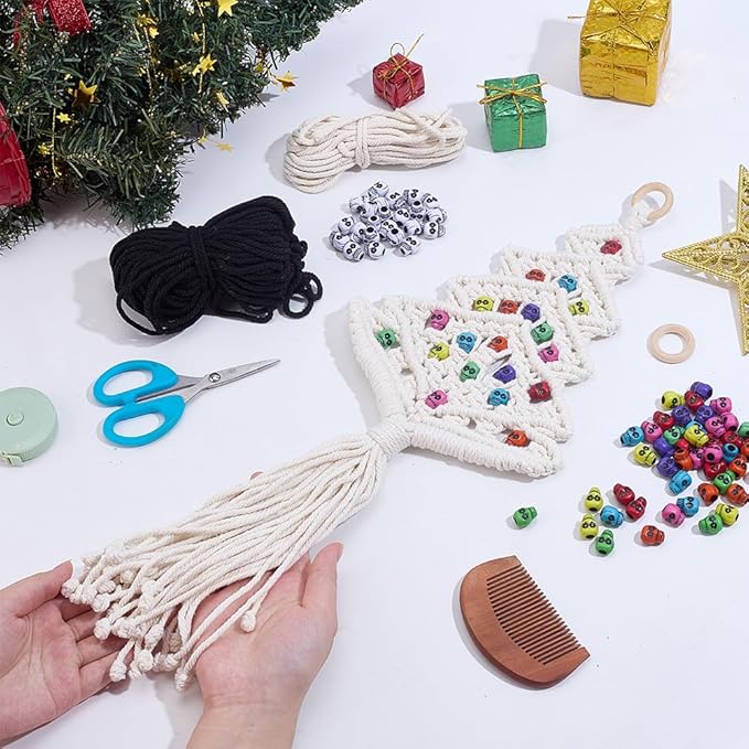 FREEBLOSS 2 Set Macrame DIY Kit Christmas Tree Macrame Tassels Wall Hanging Skull Christmas Tree Hanging Ornaments Skull Wall Tassels Tapestry with Wooden Star for Handmade Craft Beginners