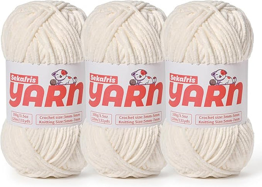 3 Pack Plush Chunky Chenille Yarn for Crocheting, Soft Fluffy Velvet Yarn for Crocheting, Fuzzy Baby Blanket Knitting Yarn, 300g/393yds Bulky Amigurumi Yarns（3 White）