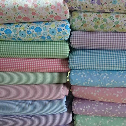 16Pcs 20" x 20" Cotton Fabric DIY Making Supplies Quilting Patchwork Fabric Fat Quarter Bundles DIY for Quilting Cotton Patchwork Cushions (16pcs Mix Flowers, 20" x 20")