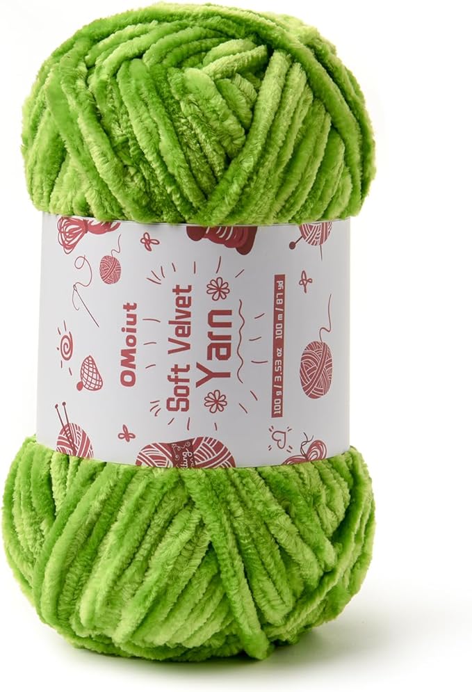 100g Fluffy Velvet Chenille Yarn for Crocheting and Knitting, 80m (87.5yd) Baby Yarn for Crocheting Soft, Crochet Chunky Yarns Amigurumi Yarns (Emerald Green)